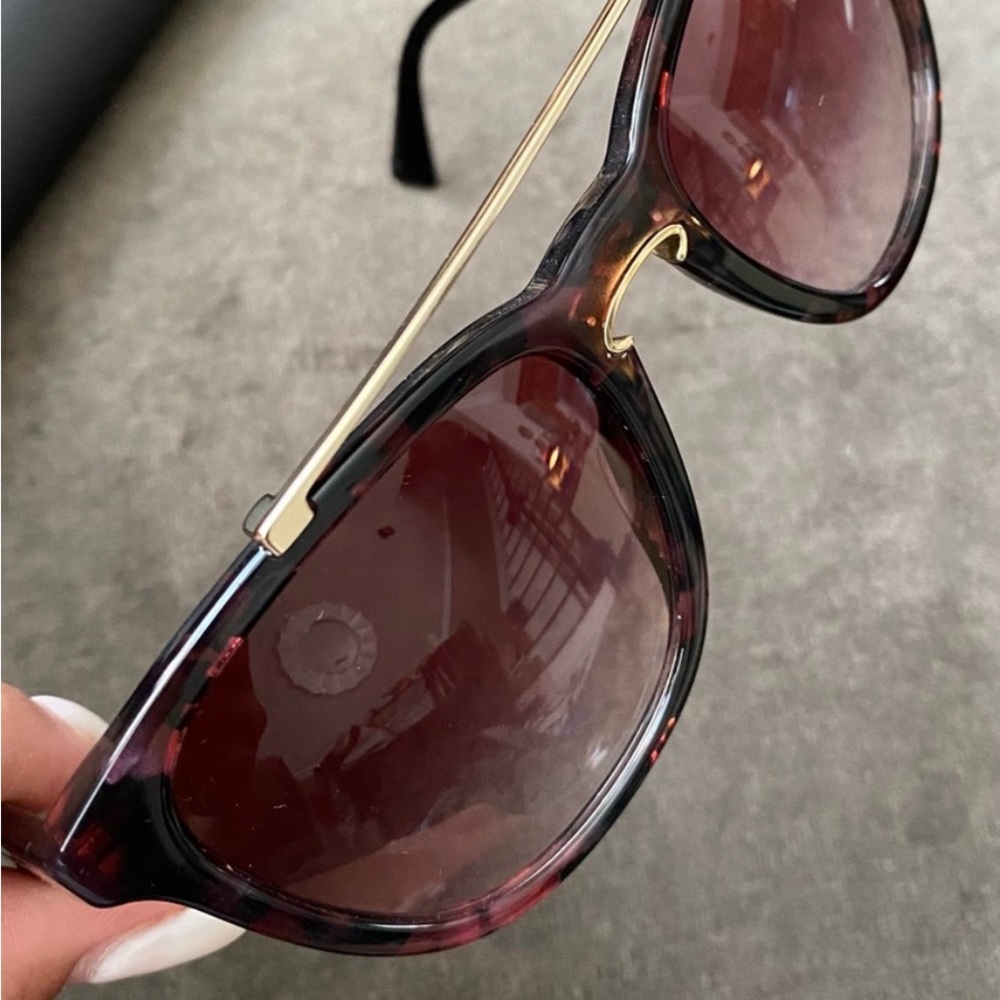 💯 authentic Valentino Sunglasses Purple Tint - Picture 4 of 7